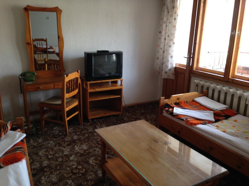 Katerina Family Hotel Smolyan Exterior photo