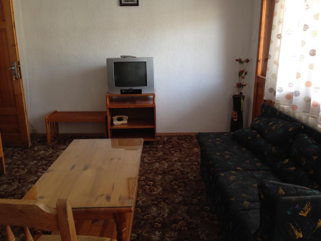 Katerina Family Hotel Smolyan Room photo